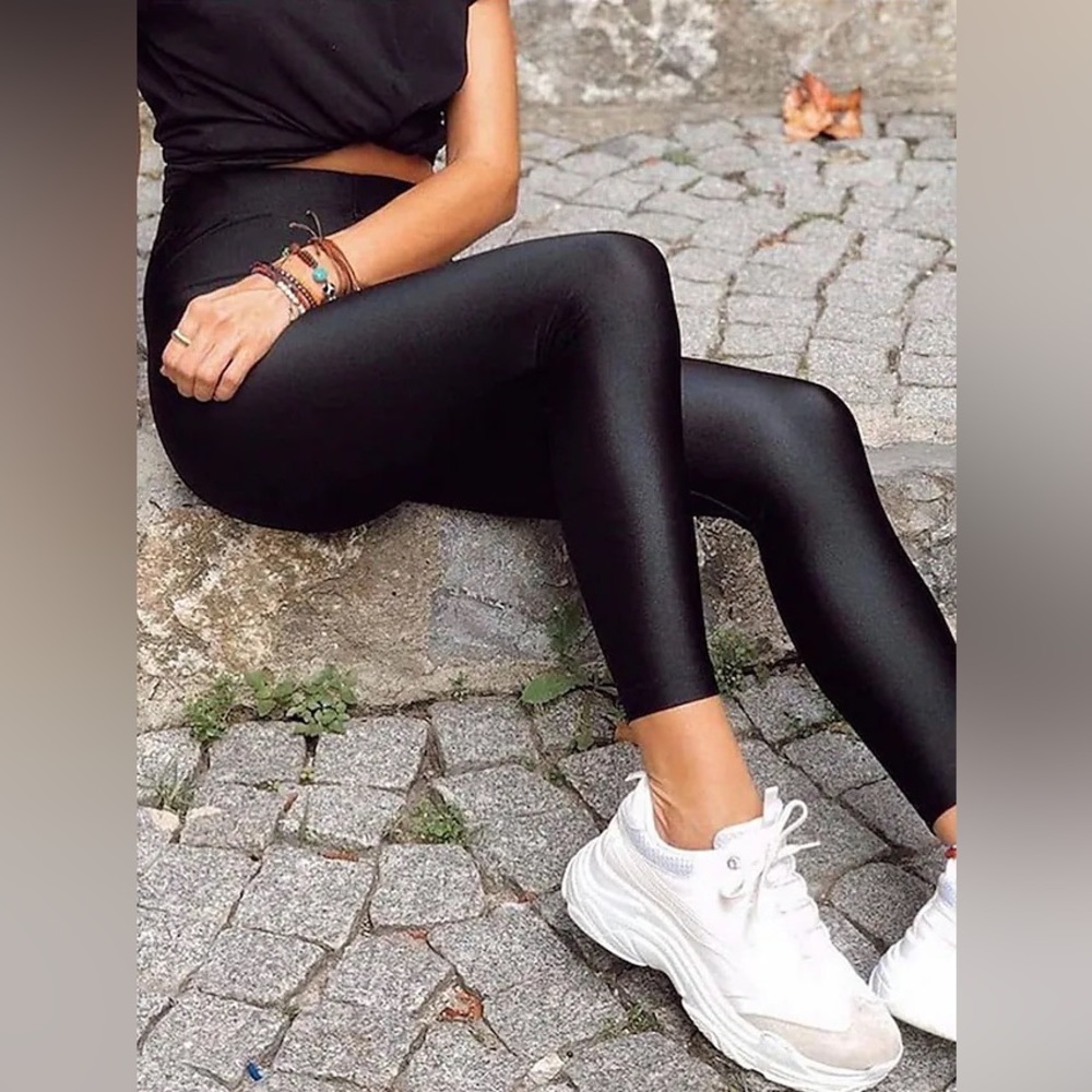 American apparel shiny leggings